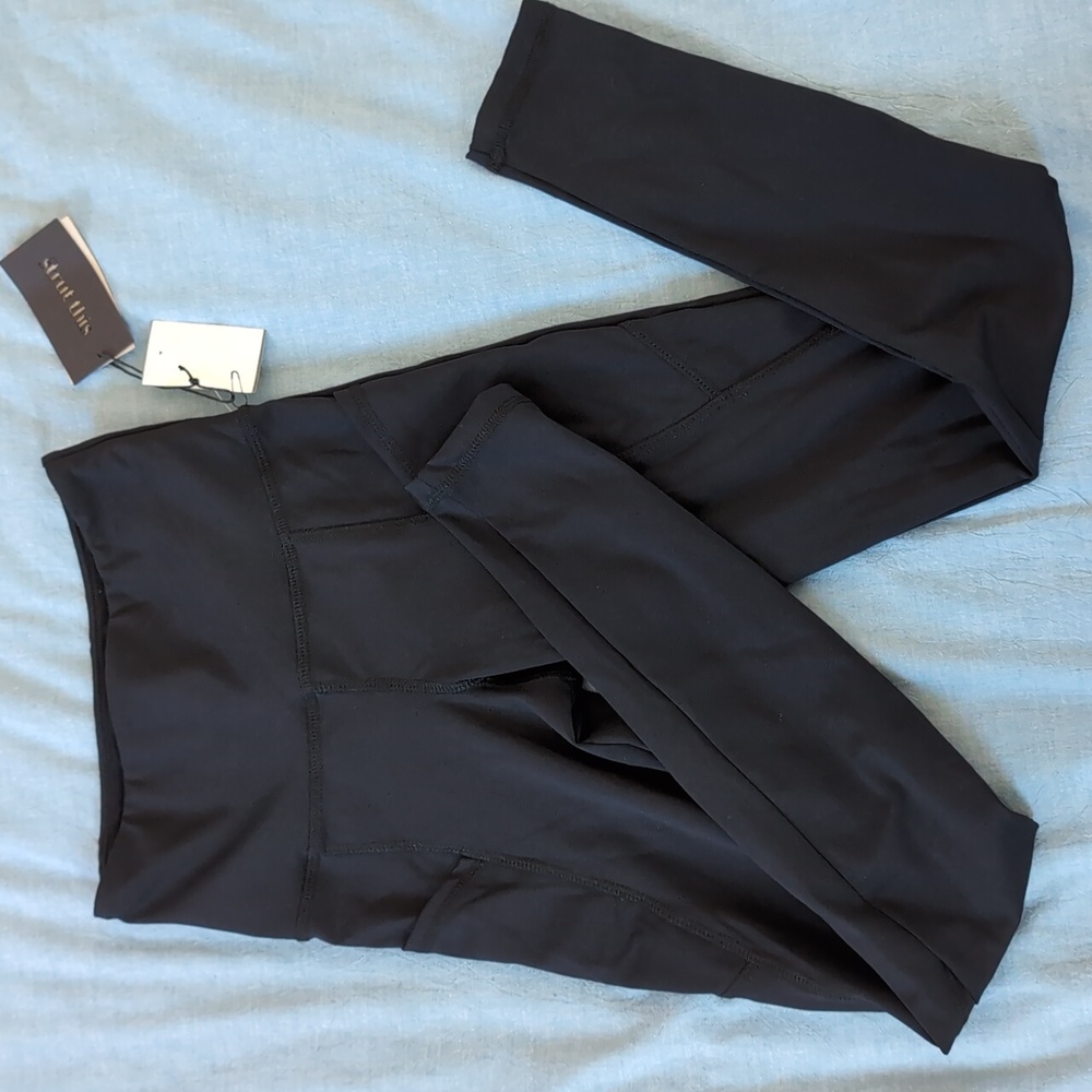 NWT - Strut This - leggings